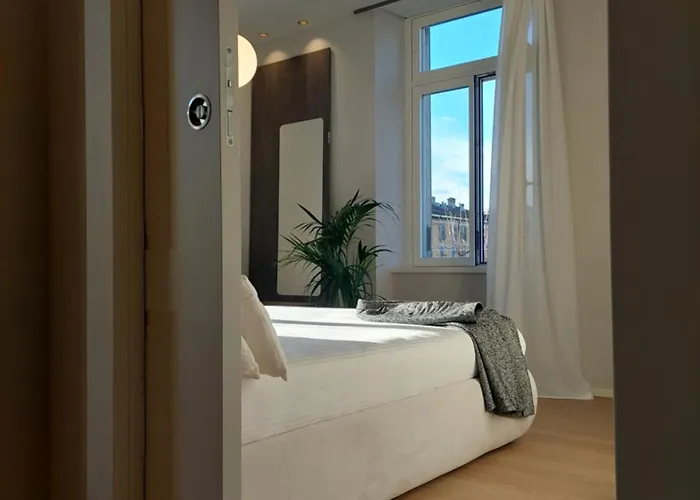 The Corner Elegant Апартаменты *