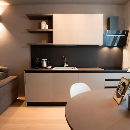 The Corner Elegant Apartment Bergamo