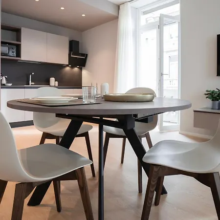 The Corner Elegant Apartment *