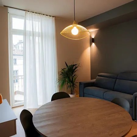 The Corner Elegant Apartment *
